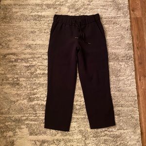 Lululemon “keep moving” crop 23”